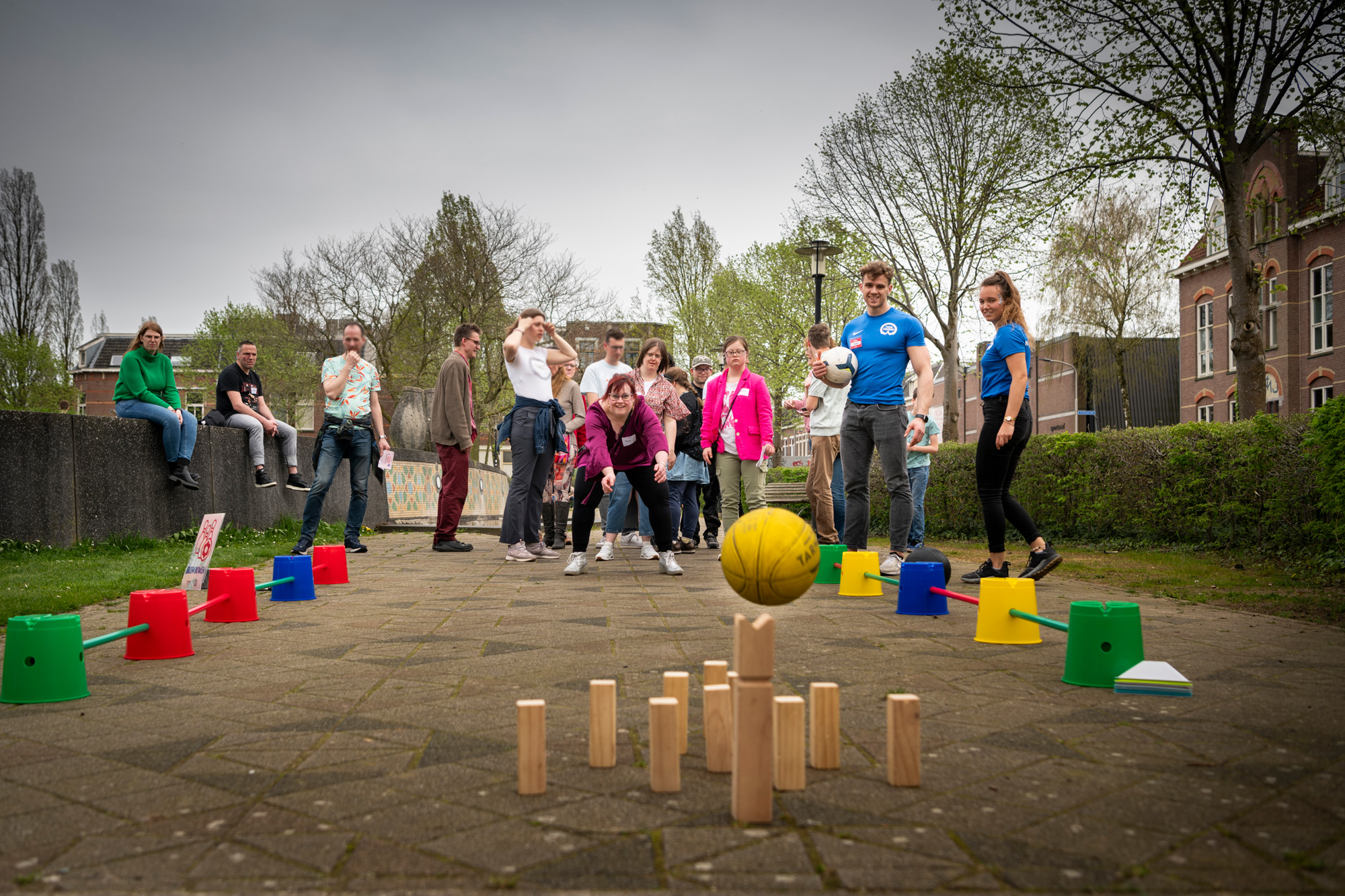 Beweegcoaches zorgen ervoor dat iedereen op een leuke manier in beweging komt.